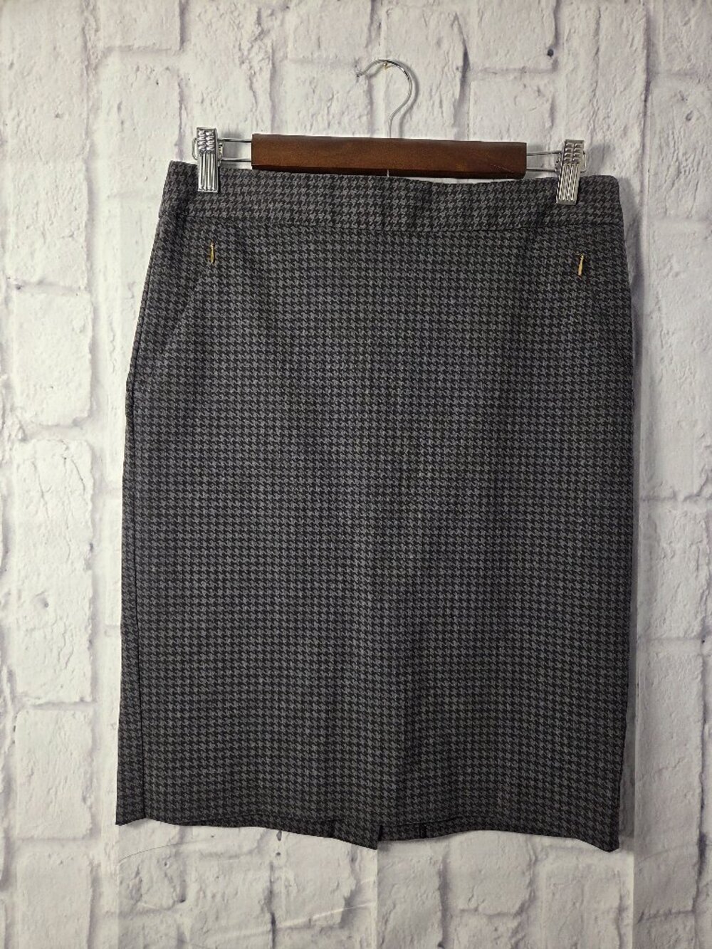 The Limited Size 8 Black Gray Houndstooth Zip Knee Length Skirt Office Business